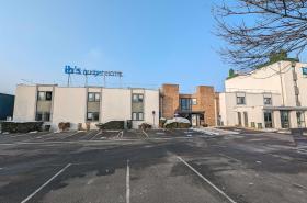 ibis Budget Clermont Ferrand Le Brézet - Aéroport - photo 4