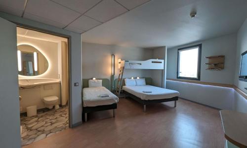 ibis Budget Clermont Ferrand Le Brézet - Aéroport - photo 3