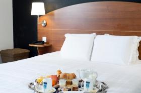 Kyriad Hotel Clermont Ferrand Centre - photo 4