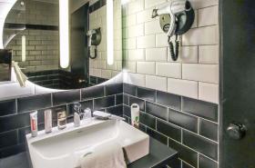 ibis Styles Clermont Ferrand République - photo 17