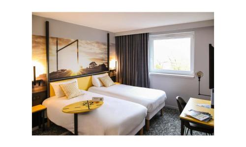 ibis Styles Clermont Ferrand République - photo 2