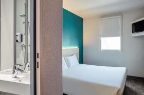 hotelF1 Clermont Ferrand Est - photo 16