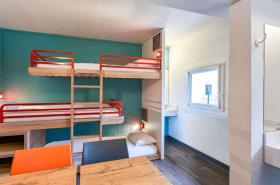 hotelF1 Clermont Ferrand Est - photo 11